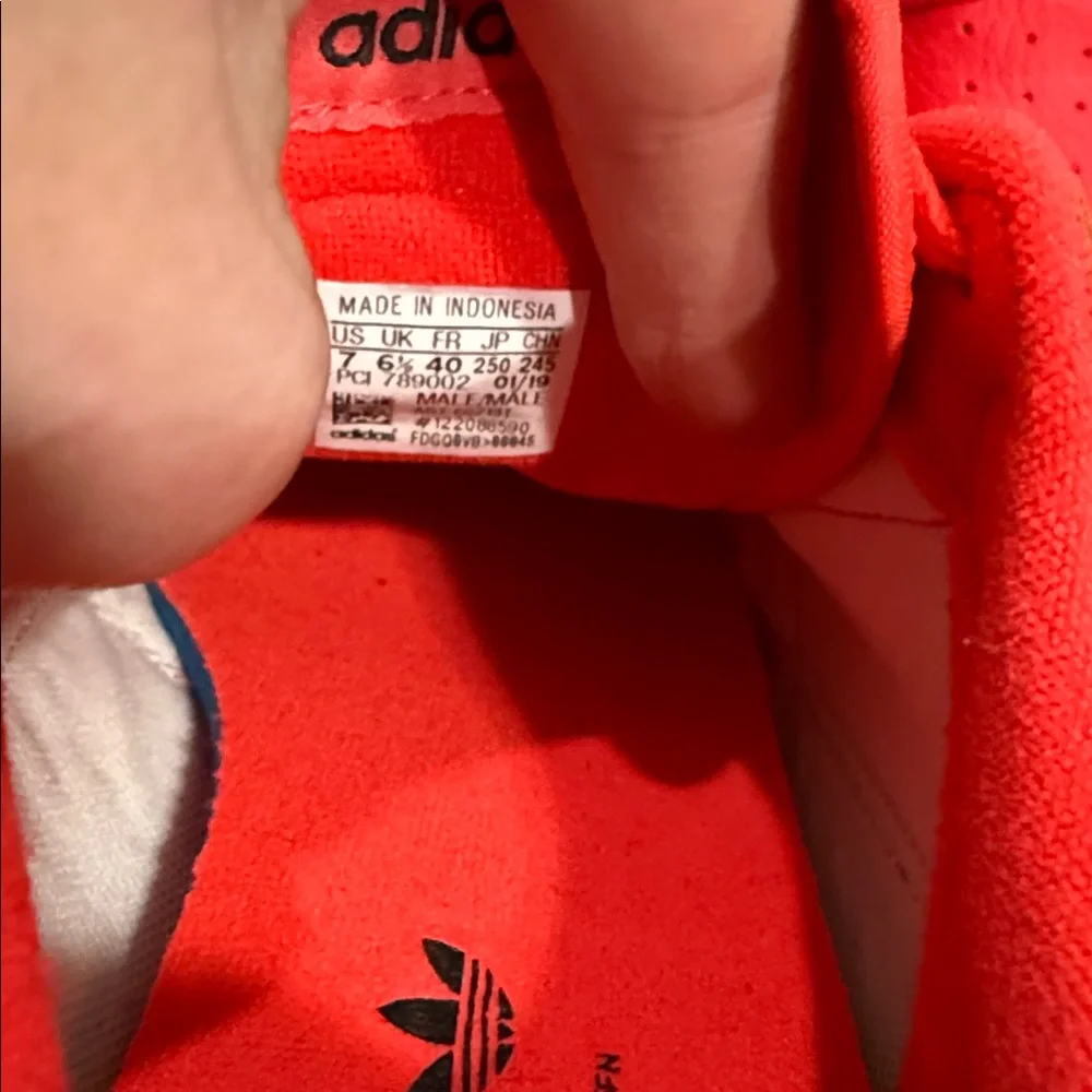 adidas Men’s Originals Continental‎ 80 CG7131 Rare Shock Red Size 7